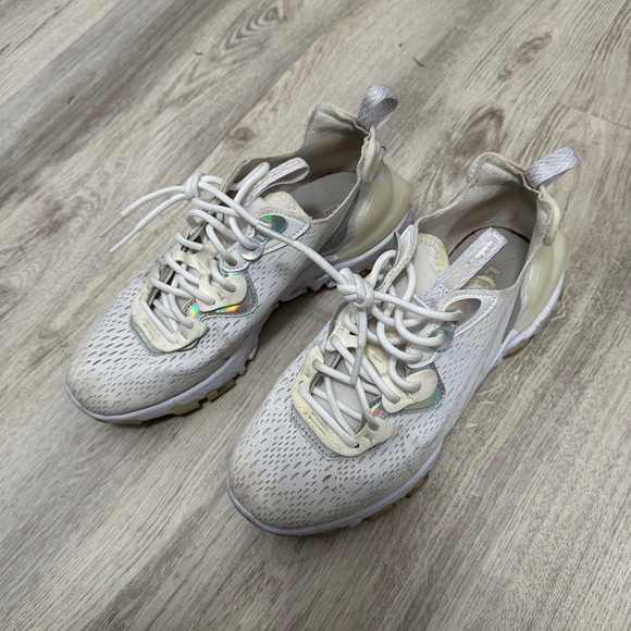 Nike sneakers - Picture 1 of 4